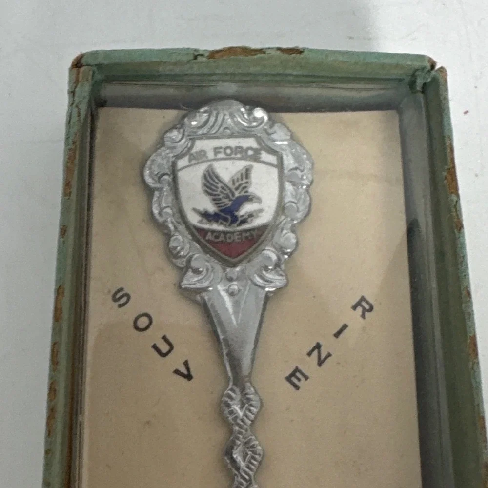 Air Force Academy Souvenir Spoon Unisex OS Silver Good‎ Vintage Enamel Crest Box